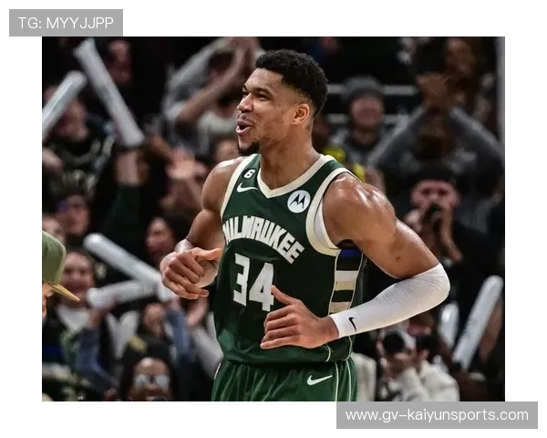 字母哥接连上演单臂暴扣，雄鹿强势打出10-0