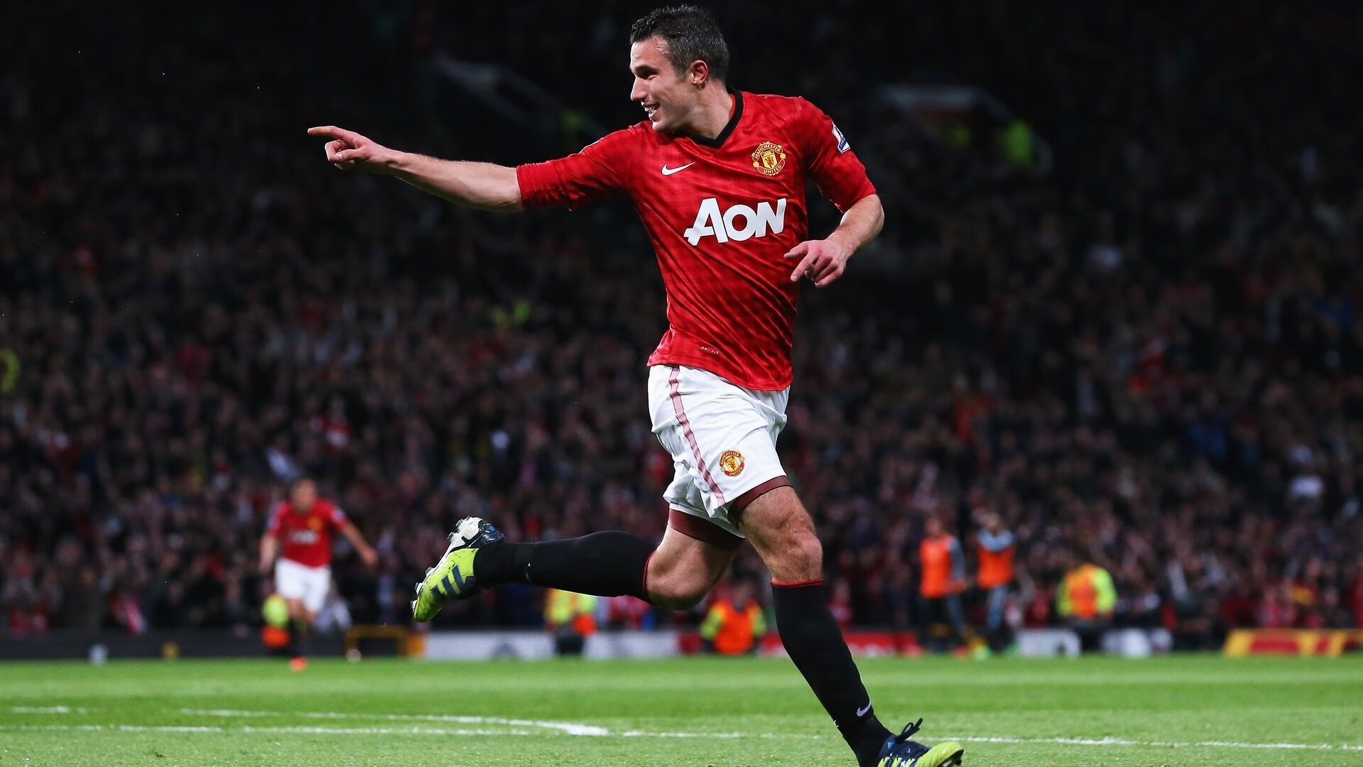 美国队冲线瞬间激发现场热情，美国队重新比赛